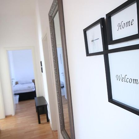 Moderne Studio Apartments Und 4 Zimmer Wohnungen In Oberhausen, Ideal Fuer Geschaeftsreisende Und Monteure Luaran gambar