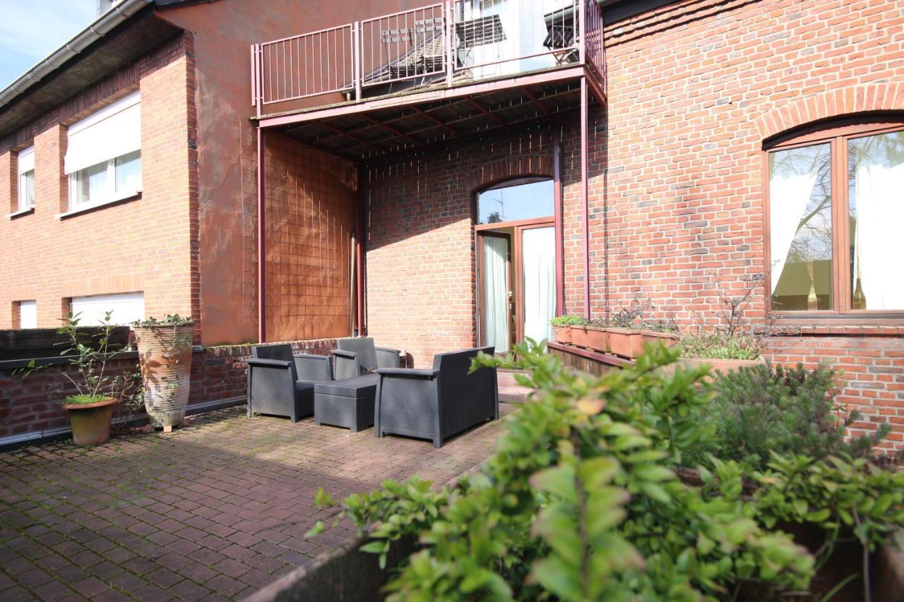 Moderne Studio Apartments Und 4 Zimmer Wohnungen In Oberhausen, Ideal Fuer Geschaeftsreisende Und Monteure Luaran gambar