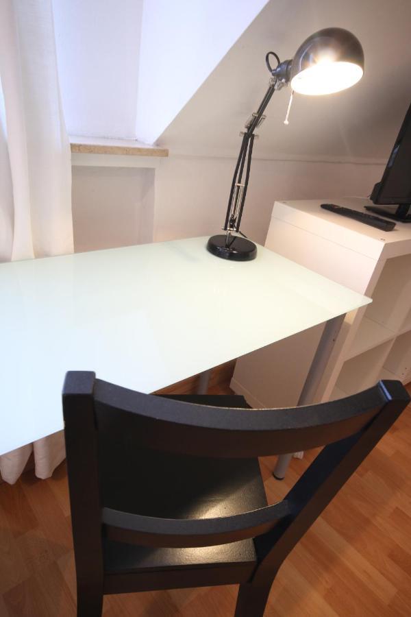 Moderne Studio Apartments Und 4 Zimmer Wohnungen In Oberhausen, Ideal Fuer Geschaeftsreisende Und Monteure Luaran gambar