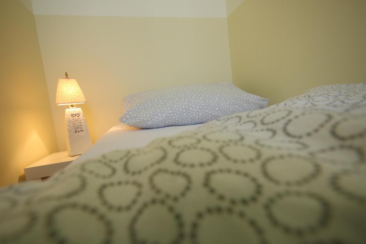 Moderne Studio Apartments Und 4 Zimmer Wohnungen In Oberhausen, Ideal Fuer Geschaeftsreisende Und Monteure Luaran gambar